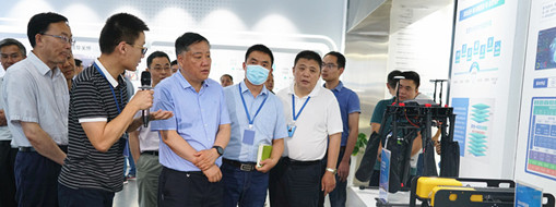 安徽省生態(tài)環(huán)境廳黨組書記、廳長(zhǎng)賀澤群帶隊(duì)到中水三立調(diào)研指導(dǎo)