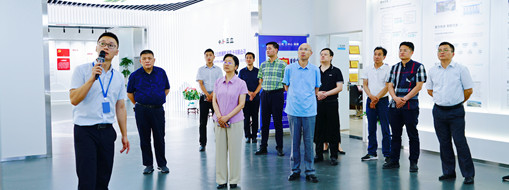 ?安徽省政協(xié)工商聯(lián)界委員一行赴中水三立數(shù)據技術股份有限公司參觀調研